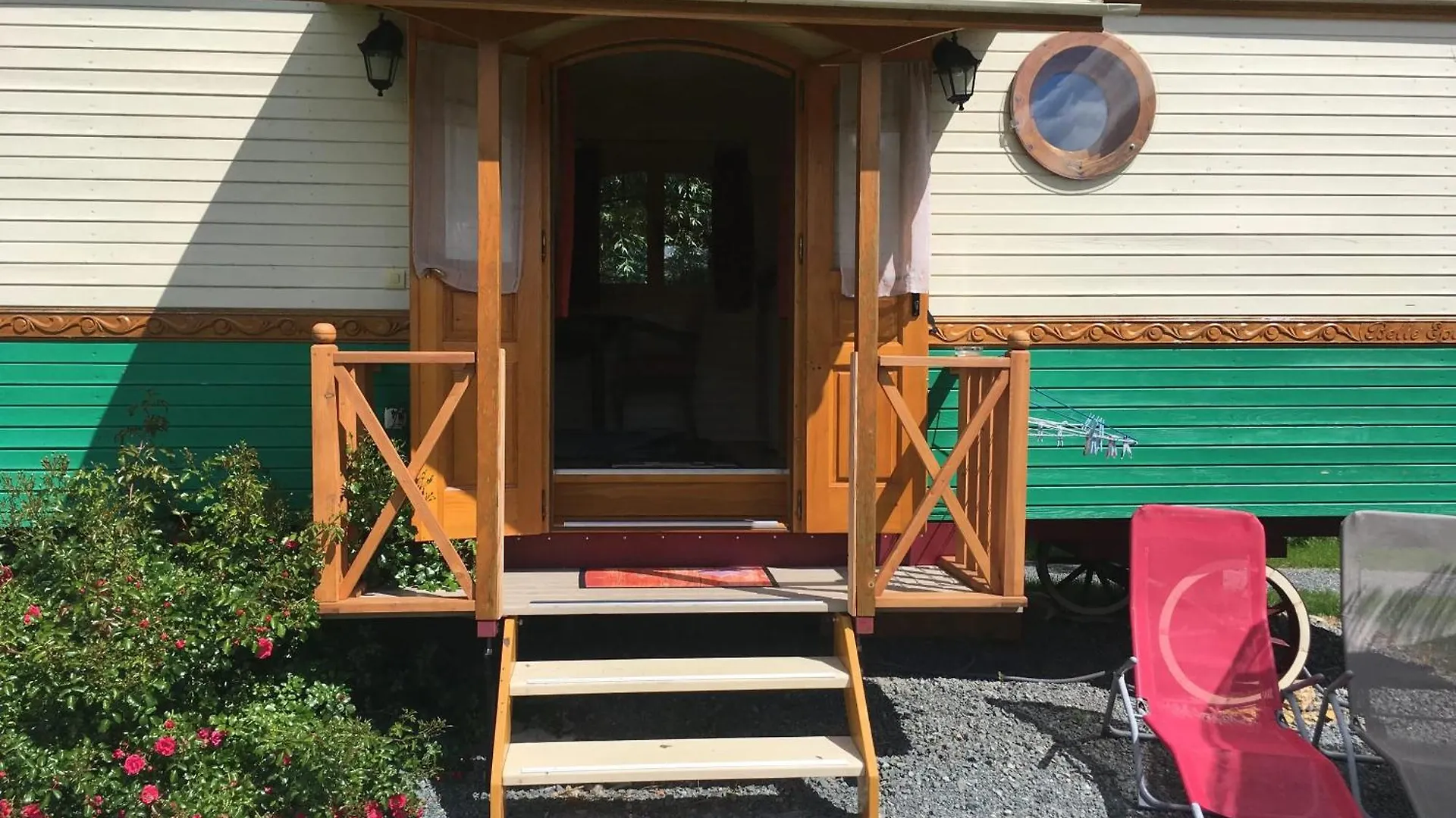 Bungalow Confortable A Saint-Pardoux Avec Piscine Partagee France